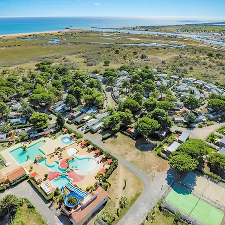 Camping Vendres ヴァンドル