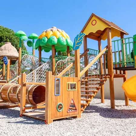 Camping Vendres ヴァンドル